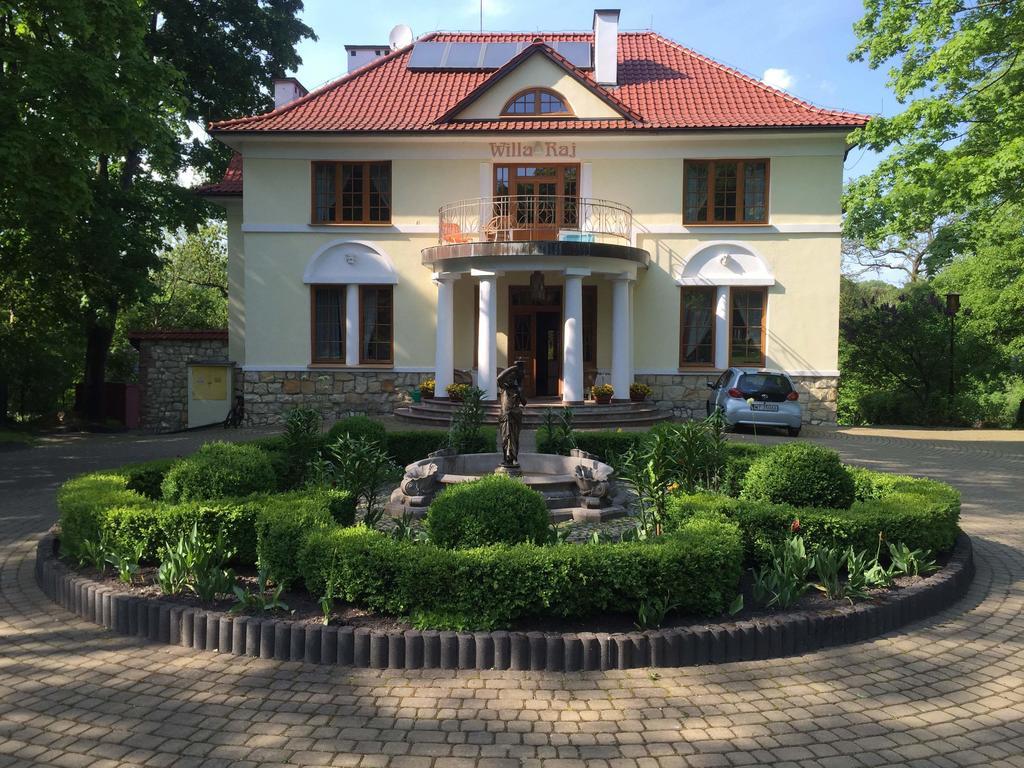 Willa Raj Naleczow Exterior foto