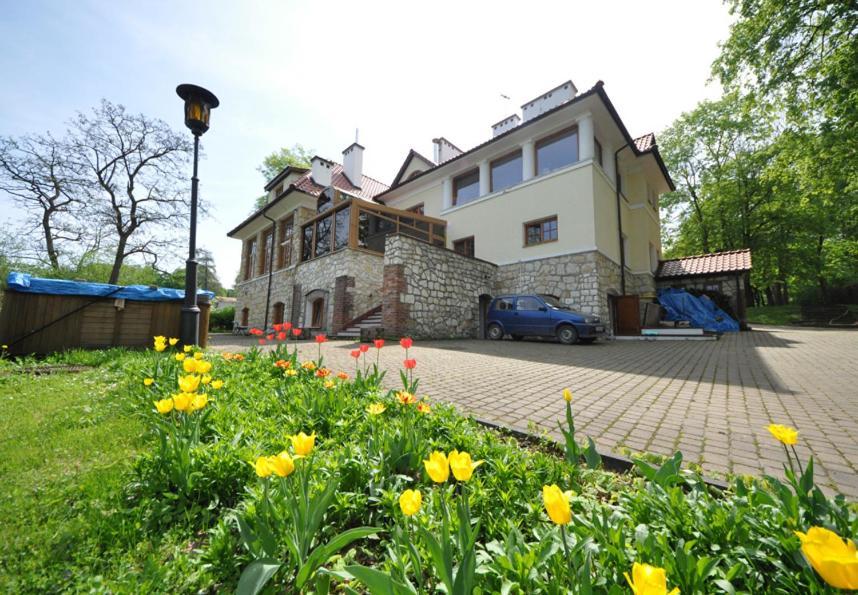 Willa Raj Naleczow Exterior foto